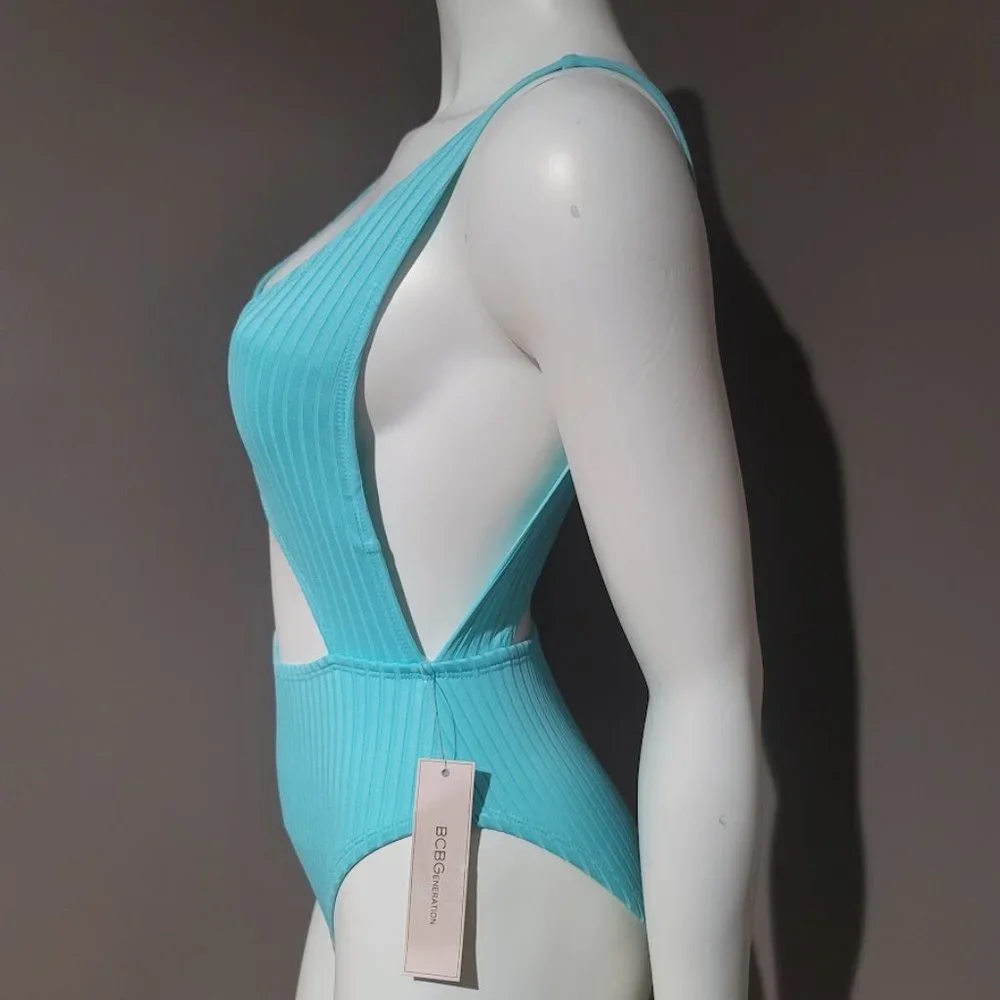 BCBGENERATION Ribbed Cutout One-Piece Swimsuit - Picture 3 of 7